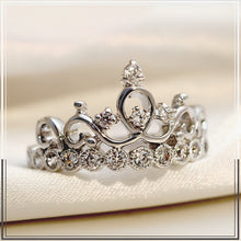 Load image into Gallery viewer, Regal Crown Silver Ring