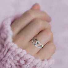 Load image into Gallery viewer, Silver Linked Heart Ring