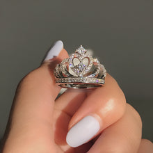 Load image into Gallery viewer, Queen Silver Crown Ring