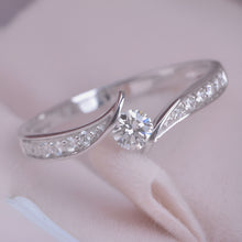 Load image into Gallery viewer, Luxury Classique Silver Ring