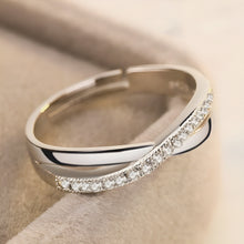 Load image into Gallery viewer, Stylish Criss Cross Infinity Silver Ring