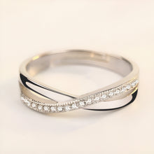 Load image into Gallery viewer, Stylish Criss Cross Infinity Silver Ring