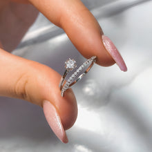 Load image into Gallery viewer, Spark Swirl Silver Ring