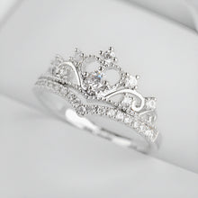 Load image into Gallery viewer, Regal Stylish crown silver couple ring