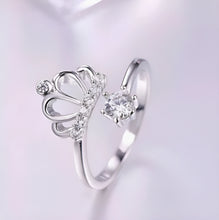 Load image into Gallery viewer, Imperial Crown Silver Ring