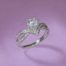 Load image into Gallery viewer, Queen Crown Moissanite Silver Ring