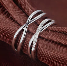 Load image into Gallery viewer, Stylish Criss Cross Infinity Silver Couple Rings