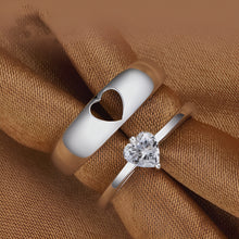 Load image into Gallery viewer, Silver Embrace Heart Couple Rings