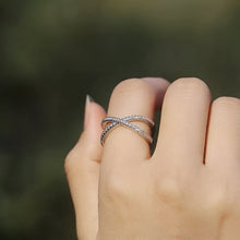 Load image into Gallery viewer, Criss Cross Diamond Silver Ring