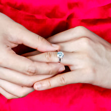 Load image into Gallery viewer, Luxury Diamond Solitaire Silver Ring