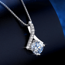 Load image into Gallery viewer, Dainty Silver Pendant with box chain