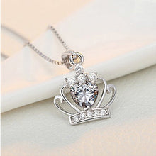 Load image into Gallery viewer, Crown Silver Pendant Set
