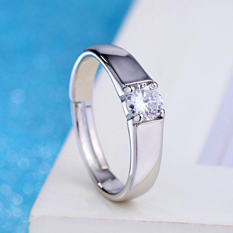 Stylish Attractive Silver Men's Ring – GIFTED BEAUTY®️