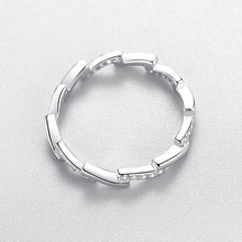 Load image into Gallery viewer, Unique Zig Zag Diamond Silver Ring