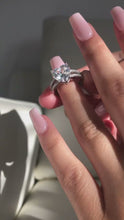 Load and play video in Gallery viewer, Heart Design Silver Ring