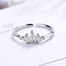 Load image into Gallery viewer, Princess Crown Silver Ring