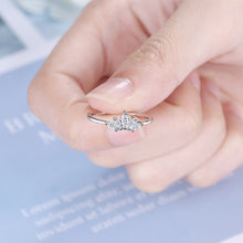 Load image into Gallery viewer, Exotic  Crown Silver Ring