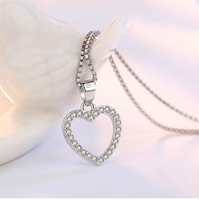 Load image into Gallery viewer, Heart Layered Silver Pendant Set