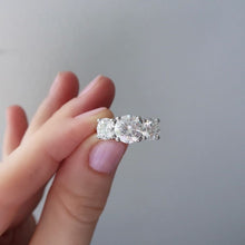 Load image into Gallery viewer, Celtic Daimond Ring