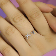 Load image into Gallery viewer, Shiny Graceful Butterfly Silver Ring