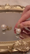 Load and play video in Gallery viewer, 4 in 1 Trending Pearl Earrings