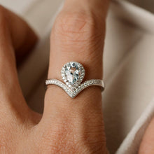 Load image into Gallery viewer, Aquamarine Silver Ring - GIFTED BEAUTY®️