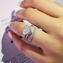 Load image into Gallery viewer, Regal Crown Ladies Moissan Diamond Ring Silver Ring - GIFTED BEAUTY®️