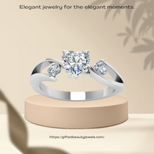 Load image into Gallery viewer, Charming Heart Shaped Silver Ring