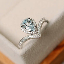 Load image into Gallery viewer, Aquamarine Silver Ring