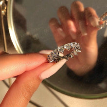 Load image into Gallery viewer, Queen Of Hearts Eternity Silver Ring