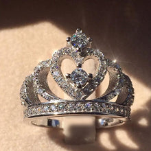 Load image into Gallery viewer, Queen Silver Crown Ring