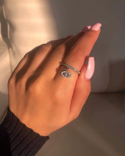 Load image into Gallery viewer, Dainty Eye Ring