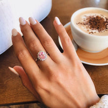 Load image into Gallery viewer, Magnifique Sterling Silver Ring