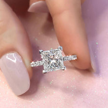 Load image into Gallery viewer, Cushion Crush Diamond Silver Ring