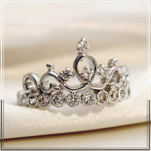 Load image into Gallery viewer, Regal Crown Silver Ring
