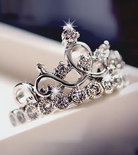 Load image into Gallery viewer, Regal Crown Silver Ring

