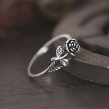 Load image into Gallery viewer, Vintage Antique Rose Silver Ring
