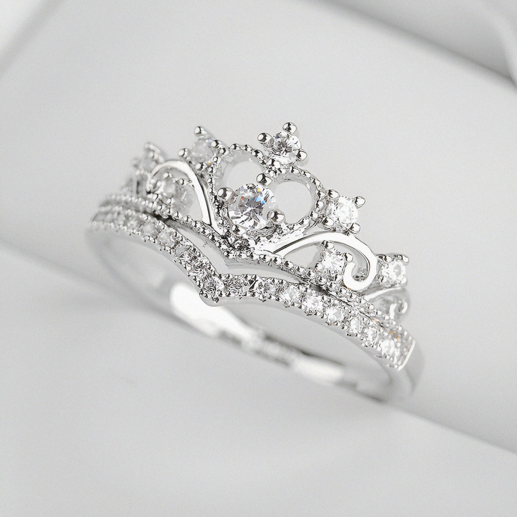 Regal Stylish crown silver ring