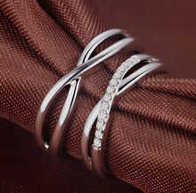 Load image into Gallery viewer, Stylish Criss Cross Infinity Silver Couple Rings
