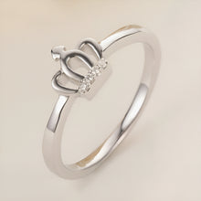 Load image into Gallery viewer, Exquisite Carving Regal Crown Silver Ring
