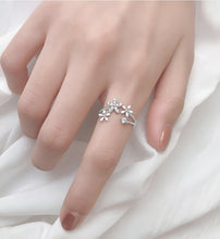 Load image into Gallery viewer, Luxury Stylish Floral Open Silver Ring
