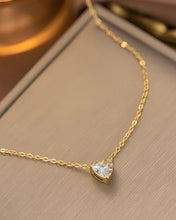 Load image into Gallery viewer, Crystal Swarovski Luxurious Heart Silver Necklace
