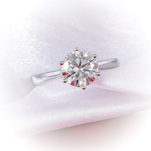 Load image into Gallery viewer, Luxury Diamond Solitaire Silver Ring
