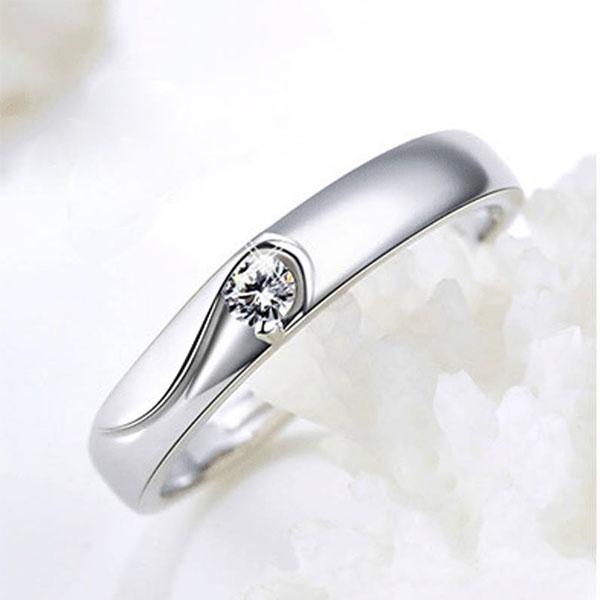Scarlet Imperial Silver Ring - GIFTED BEAUTY®️