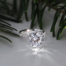 Load image into Gallery viewer, Luxury Charm Diamond Silver Ring
