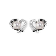 Load image into Gallery viewer, Florence Heart Earrings
