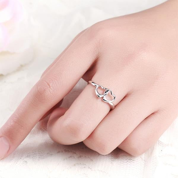 Simple Open Heart Ring – Super Silver