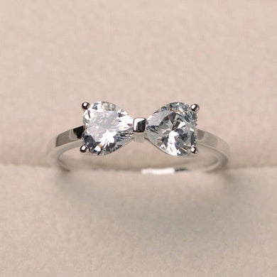 Sparkling White Sapphire Diamond Bowknot Silver Ring