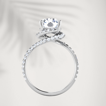 Load image into Gallery viewer, Spiral Solitaire Ring
